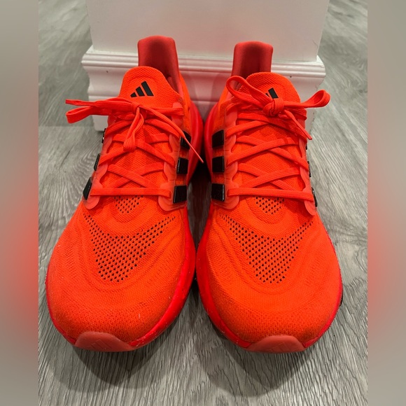 MENS ADIDAS ULTRABOOST LIGHT size 11.5 SOLAR RED - Picture 7 of 9